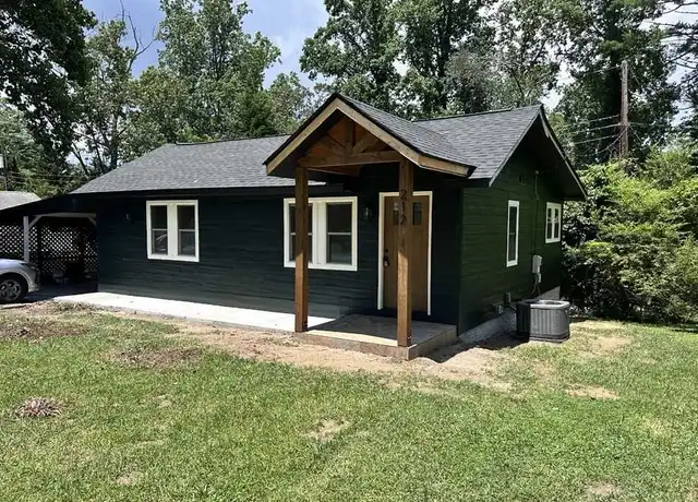 Property at 212 Wickins Dr, Hendersonville, NC, 28791, 2 beds, 2 baths, [object Object]