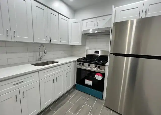 Property at 48-32 59th St Unit 1, Flushing, NY, 11377, 1 bed, 1 bath, [object Object]
