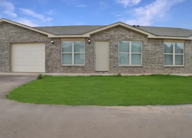 Property at 606 Ashland Ave Unit C, Friona, TX, 79035, 2 beds, 2 baths, [object Object]