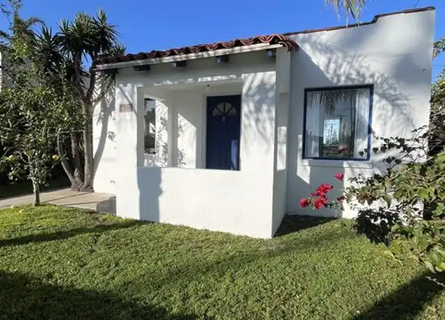 Property at 2306 Pisani Pl, Venice, CA, 90291, 2 beds, 1 bath, [object Object]