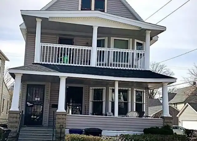 Property at 1406 E 112th St Unit 3, Cleveland, OH, 44106, 1 bed, 1 bath, [object Object]