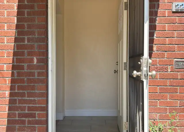 Property at 2222 Allston Way, Stockton, CA, 95204, 1 bed, 1 bath, [object Object]