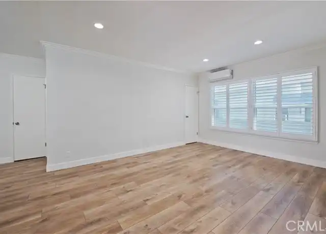 Property at 12260 Magnolia Blvd Unit 04, Valley Village, CA, 91607, 1 bed, 1 bath, [object Object]
