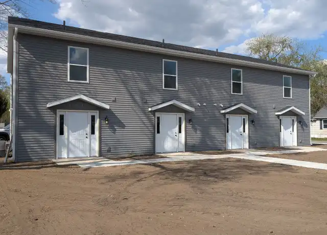 Property at 1900 W Franklin St Apt B, Elkhart, IN, 46516, 2 beds, 1 bath, [object Object]