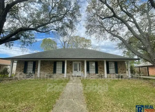 Property at 5536 Parkforest Dr, Baton Rouge, LA, 70816, 4 beds, 2 baths, [object Object]