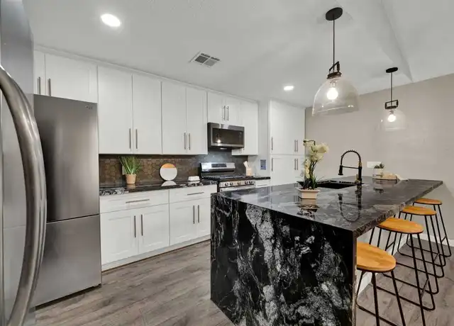Property at 3539 Westhampton Dr, Houston, TX, 77045, 1 bed, 1 bath, [object Object]