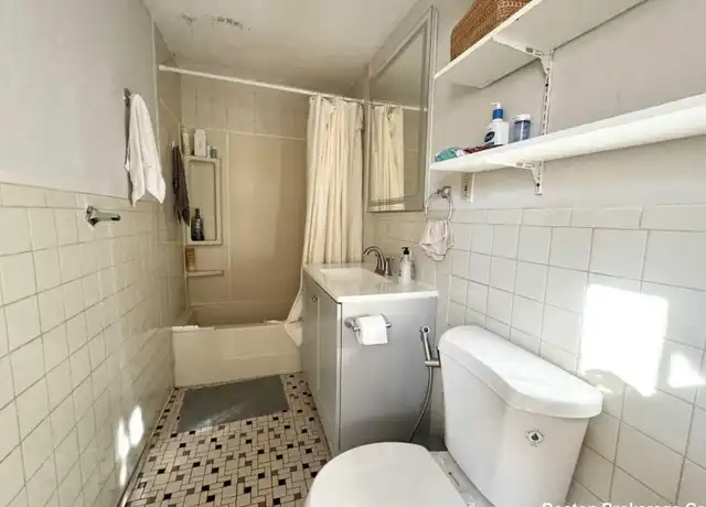 Property at 1582 Tremont St, Roxbury, MA, 02120, 4 beds, 1 bath, [object Object]