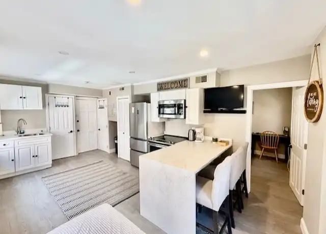 Property at 10 Sheafe St #3, Boston, MA, 02113, 1 bed, 1 bath, [object Object]