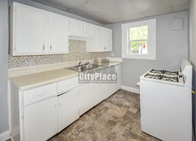 Property at 429 N Oakland Ave, Indianapolis, IN, 46201, 3 beds, 1 bath, [object Object]