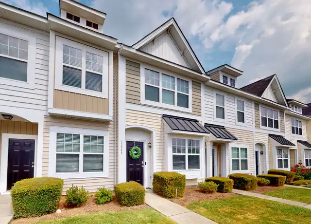 Property at 13445 Calloway Glen Dr, Charlotte, NC, 28273, 2 beds, 2.5 baths, [object Object]