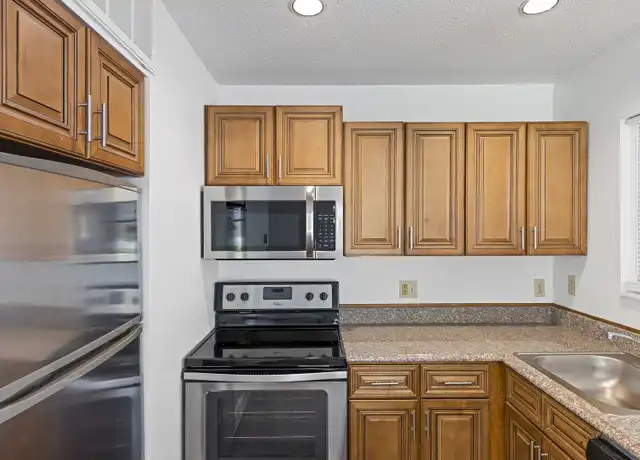 Property at 1500 E Kilgore Rd, Portage, MI, 49002, 0 beds, 1 bath, [object Object]