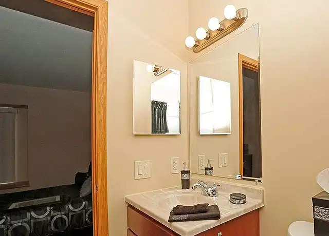 Property at LAKE VILLAGE APARTMENTS - 2002 Parkdale Dr, Port Huron, MI, 48060, 2-3 beds, 2 baths, [object Object]