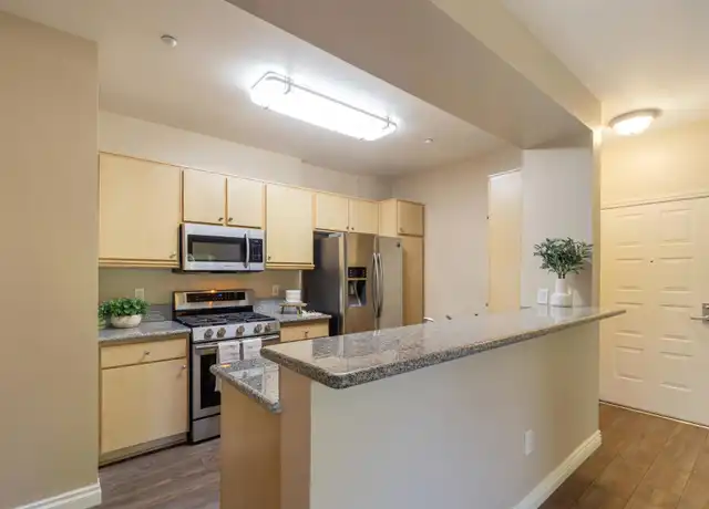Property at 453 Country Club Dr #101, Simi Valley, CA, 93065, 1 bed, 1 bath, [object Object]