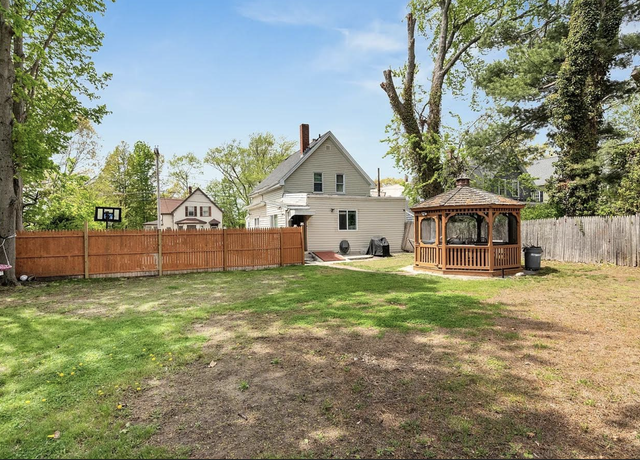Photo of 158 Forest St, Brockton, MA 02302