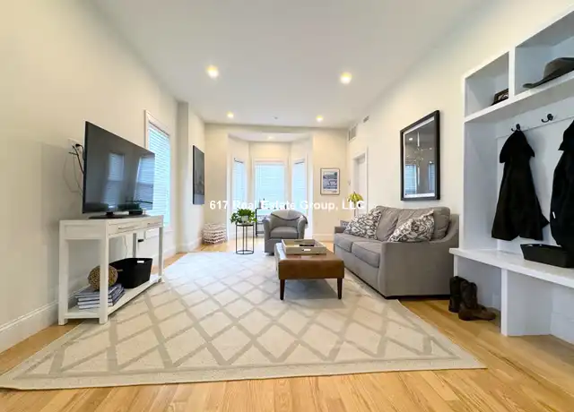 Property at 58 Springfield St Unit 3, Somerville, MA, 02143, 3 beds, 2 baths, [object Object]