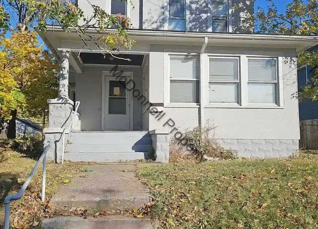 Property at 612 W 14th St, Davenport, IA, 52803, 3 beds, 3 baths, [object Object]