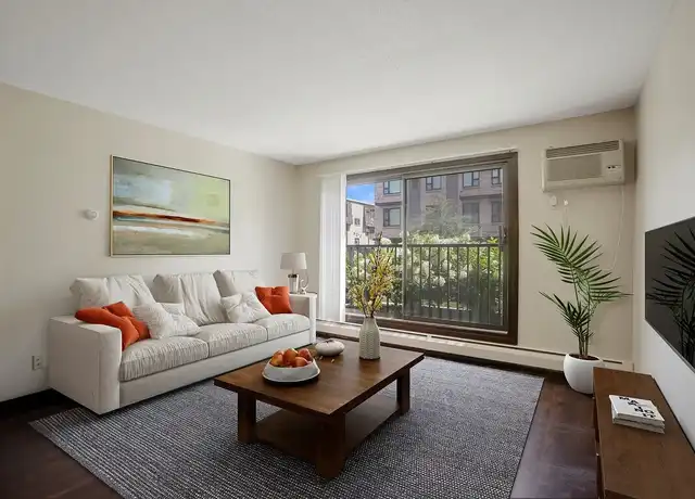 Property at 2800 Girard Apartments - 2800 Girard Ave S, Minneapolis, MN, 55408, 1-2 bed, 1 bath, [object Object]