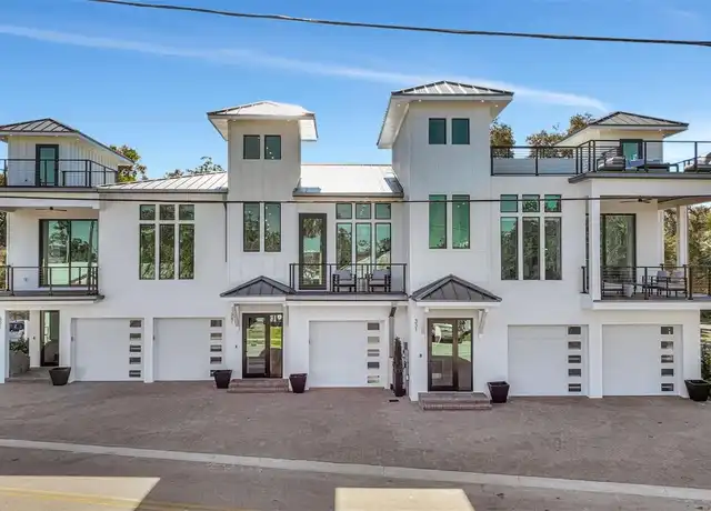 Property at 341 Albert St, Dunedin, FL, 34698, 3 beds, 2.5 baths, [object Object]