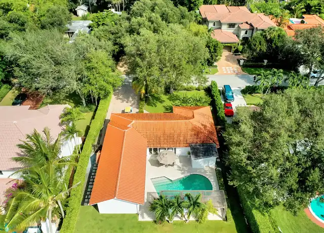 Property at 724 NW 4th St, Boca Raton, FL, 33486, 3 beds, 2 baths, [object Object]