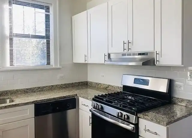 Property at 1235 Elmwood Ave, Evanston, IL, 60202, 2 beds, 1 bath, [object Object]