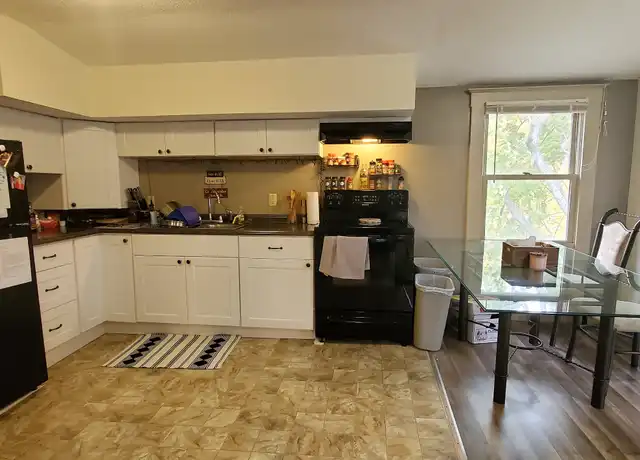 Property at 191 Center St Unit 7, Bangor, ME, 04401, 2 beds, 1 bath, [object Object]