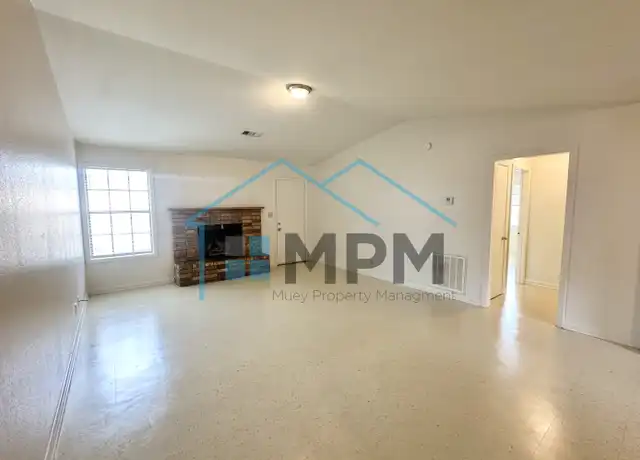 Property at 48 Colonial Dr Unit 4, Monroe, LA, 71203, 2 beds, 1 bath, [object Object]