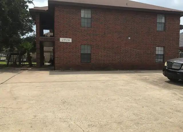 Property at 2916 N 32nd St, McAllen, TX, 78501, 2 beds, 2 baths, [object Object]