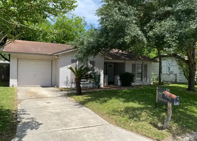 Property at 521 W Byrd Blvd, Universal City, TX, 78148, 3 beds, 2 baths, [object Object]