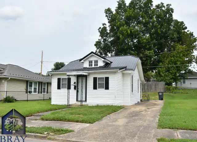 Property at 1358 Willow St, Kingsport, TN, 37664, 3 beds, 1 bath, [object Object]