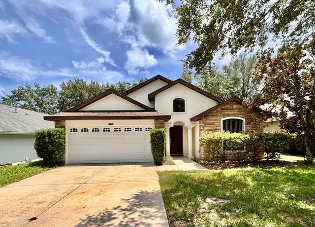 Property at 10416 Stonepark Dr, Leesburg, FL, 34788, 4 beds, 2 baths, [object Object]