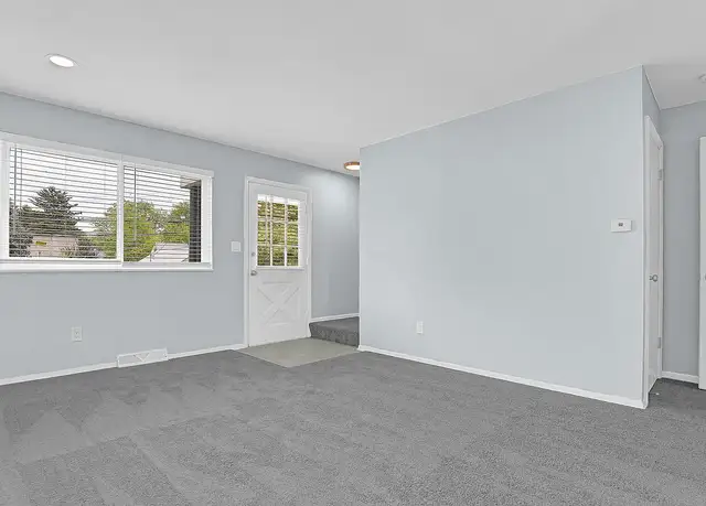 Photo of 3974 Andrus Ave, Columbus, OH 43227