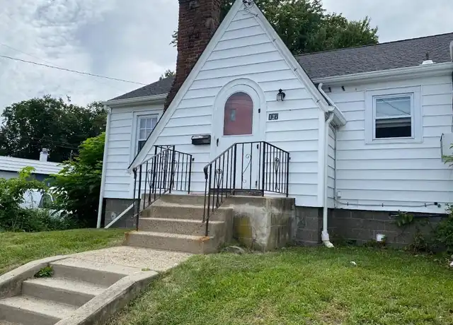Property at 127 N Middletown Rd, Pearl River, NY, 10965, 2 beds, 1 bath, [object Object]