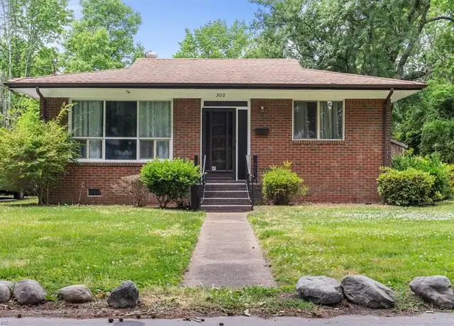 Property at 300 Wall St, Portsmouth, VA, 23702, 3 beds, 1 bath, [object Object]
