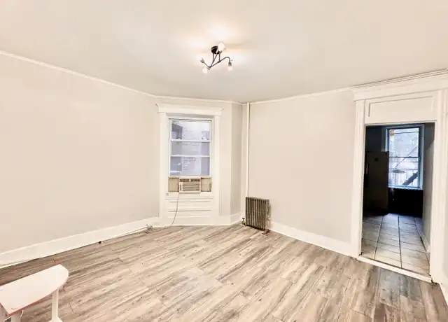 Property at 331 Baldwin Ave Unit 5B, Jersey City, NJ, 07306, 3 beds, 1 bath, [object Object]