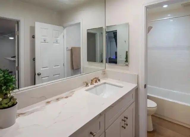 Property at 1621 Hotel Cir S Unit E125, San Diego, CA, 92108, 1 bed, 1 bath, [object Object]
