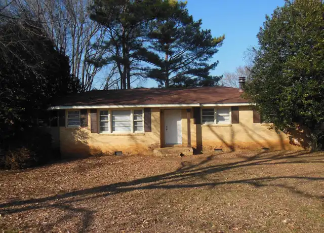 Property at 6114 Stratford Ct NW, Huntsville, AL, 35806, 3 beds, 2 baths, [object Object]