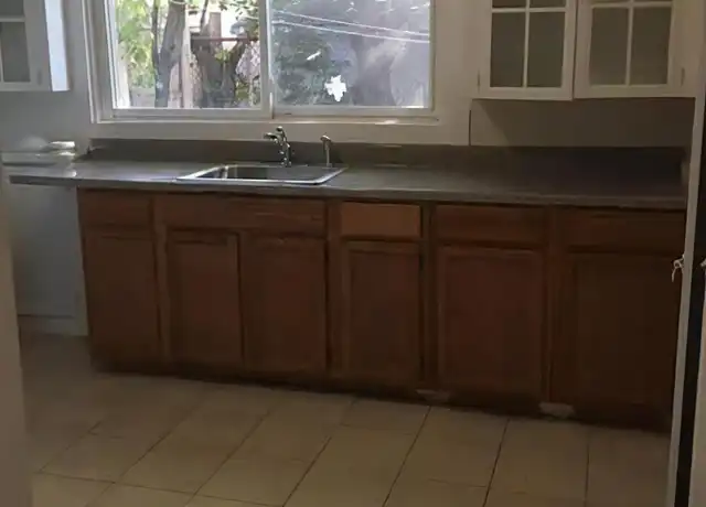 Property at 7 Gibbs Ct Unit 11-2, Waltham, MA, 02452, 1 bed, 1 bath, [object Object]