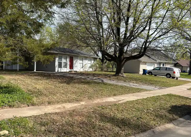 Property at 2810 Grants Pkwy, Florissant, MO, 63031, 3 beds, 1 bath, [object Object]