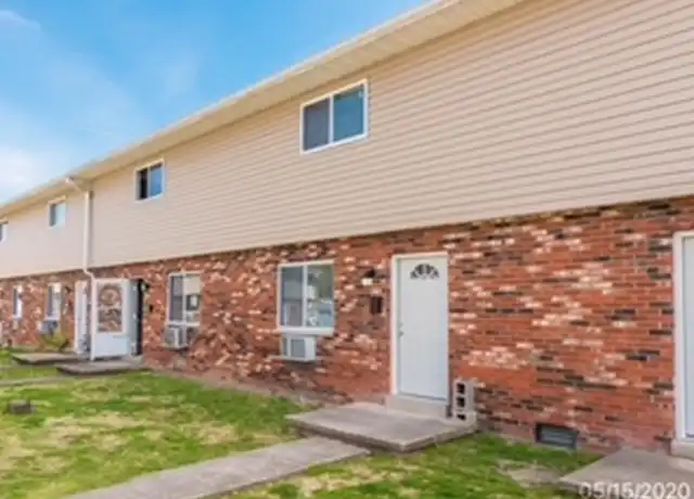 Property at 17 Log Gdns, Nitro, WV, 25143, 2 beds, 1.5 baths, [object Object]