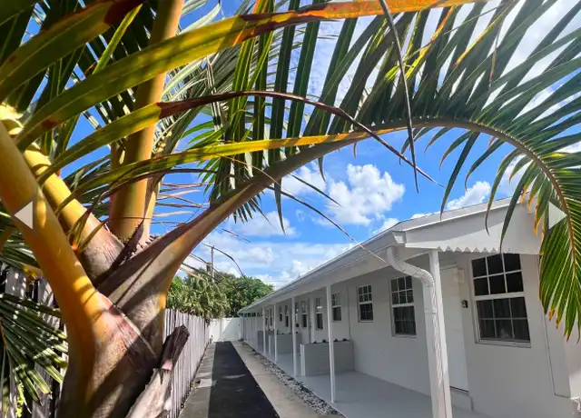 Property at 716 SE 14th Ct Unit 3, Fort Lauderdale, FL, 33316, 1 bed, 1 bath, [object Object]