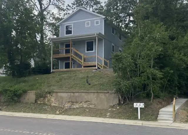 Property at 1029 Commercial St Unit 3, Atchison, KS, 66002, 2 beds, 1 bath, [object Object]