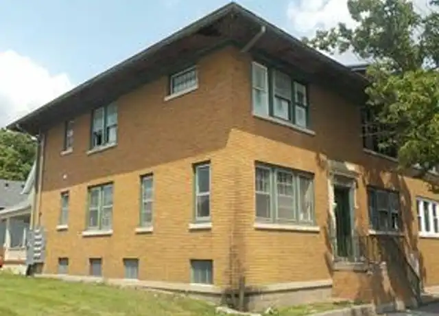 Property at 2042 W 4th St #8, Davenport, IA, 52802, 1 bed, 1 bath, [object Object]