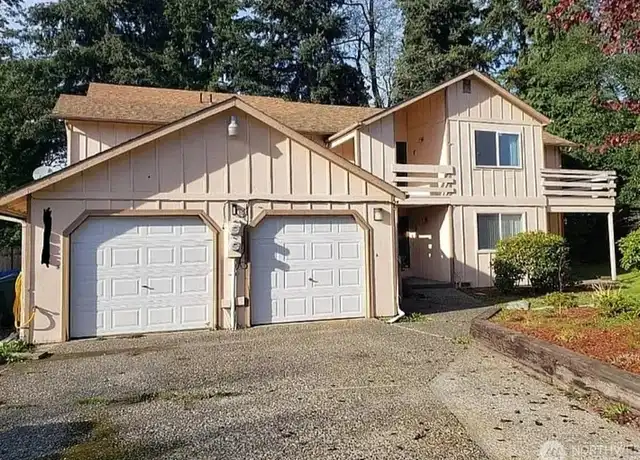 Property at 17325 Stone Ct N Unit A, Shoreline, WA, 98133, 3 beds, 2 baths, [object Object]