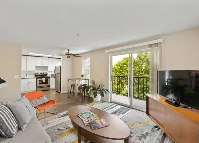 Property at Raleigh Ridge - 411 10th Ave, Seattle, WA, 98122, 2 beds, 1 bath, [object Object]