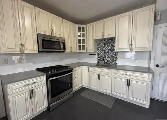 Property at 28 Sabina St, Little Ferry, NJ, 07643, 2 beds, 1 bath, [object Object]