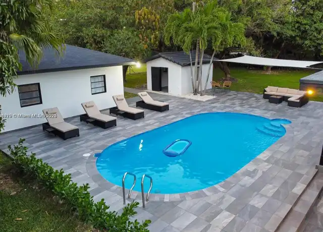 Property at 7335 SW 104th St, Pinecrest, FL, 33156, 5 beds, 5.5 baths, [object Object]