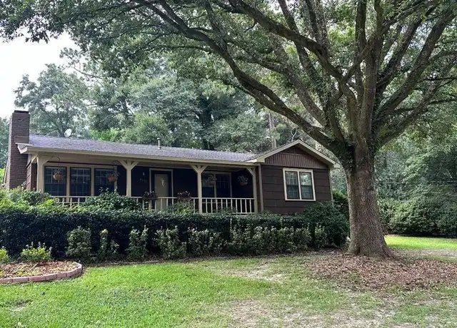 Property at 4272 Springview Dr, Mobile, AL, 36609, 3 beds, 1.5 baths, [object Object]