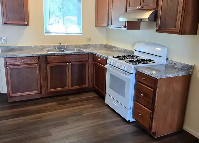 Property at 420 4th St Unit 14, Paso Robles, CA, 93446, 2 beds, 1 bath, [object Object]
