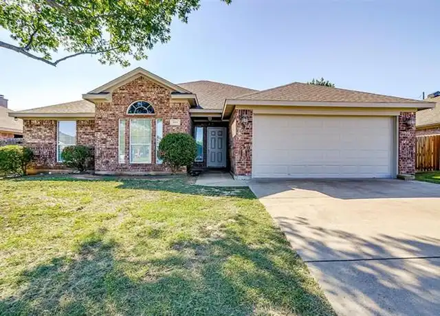 Property at 524 Thistle Meade Cir, Burleson, TX, 76028, 3 beds, 2 baths, [object Object]