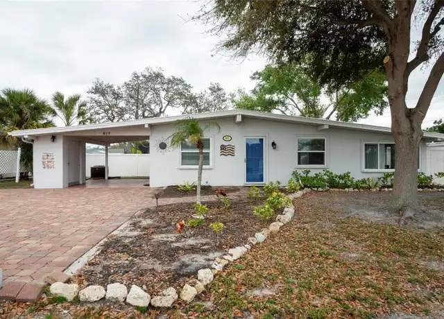 Property at 817 Harbor Dr S, Venice, FL, 34285, 2 beds, 1 bath, [object Object]
